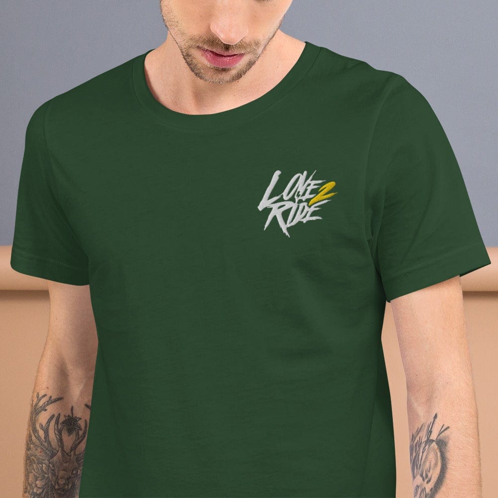 Printful Wald / S Love 2 Ride gesticktes - Kurzärmeliges Unisex-T-Shirt E-Bike-Community