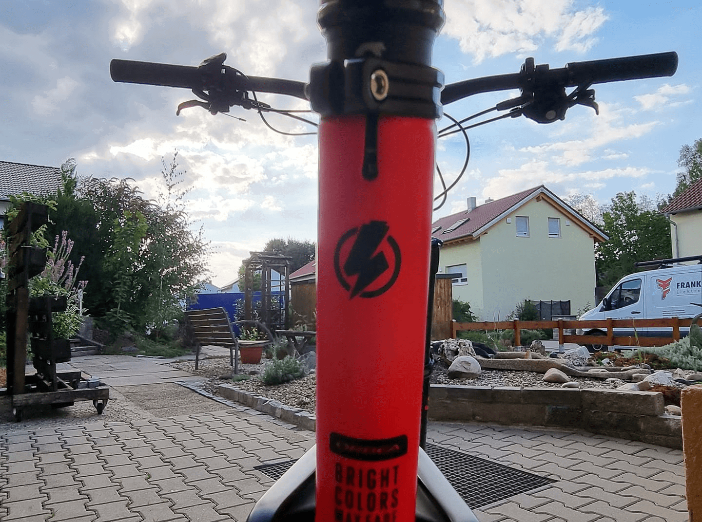 Sons of Battery - E-MTB Brand & Community Folien Lightning - SoB - E-Bike-Community