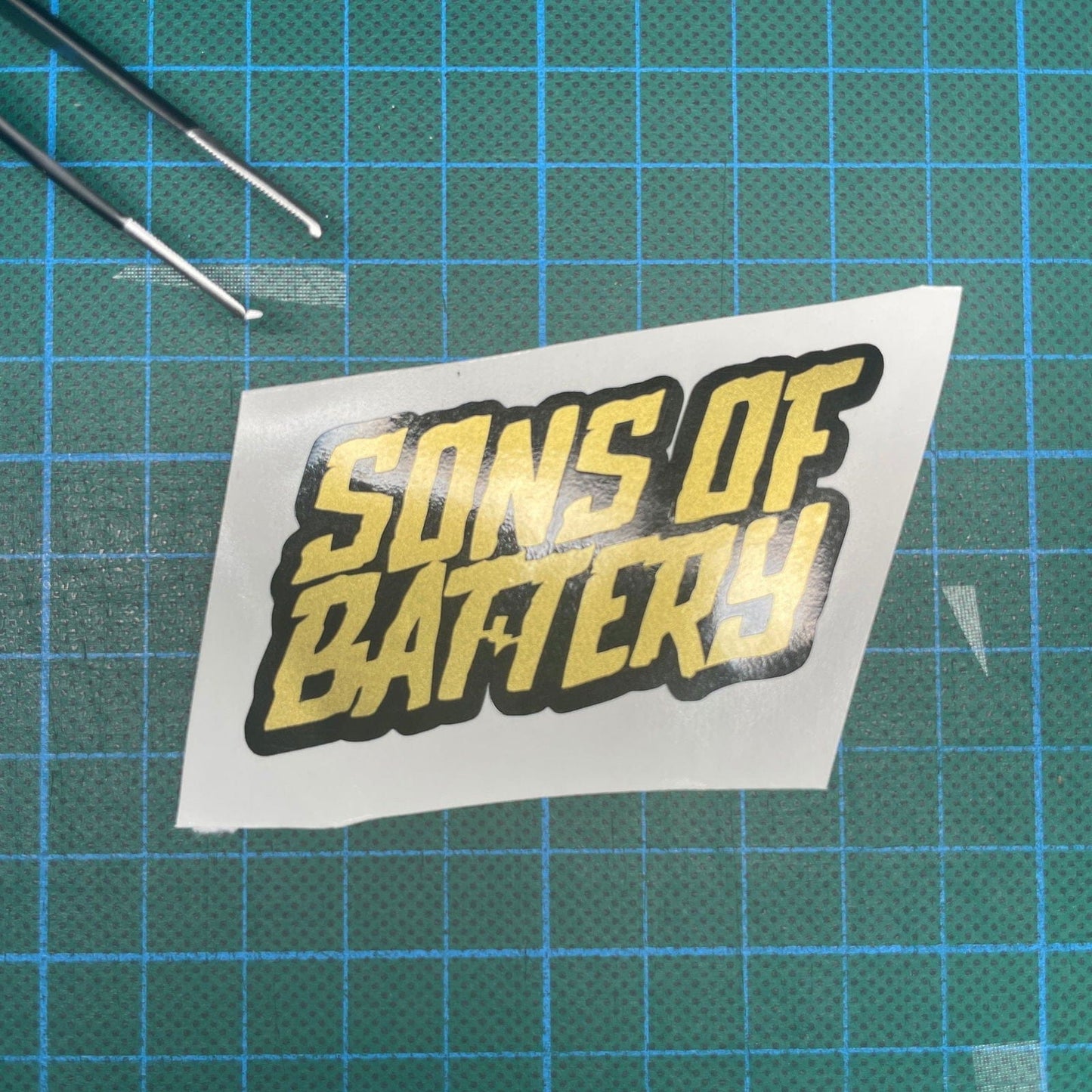 Sons of Battery® - E-MTB Brand & Community Folien und Sticker Gold Holografische / Oilslick Effekt Sticker  - SoB - E-Bike-Community